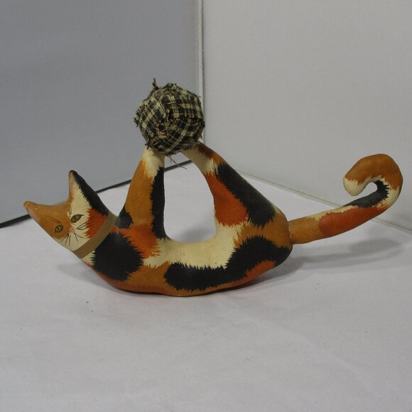 Stuffed Painted Folk Art Calico Cat Kitten Kitty Playing with Ball - Picture 2 of 8